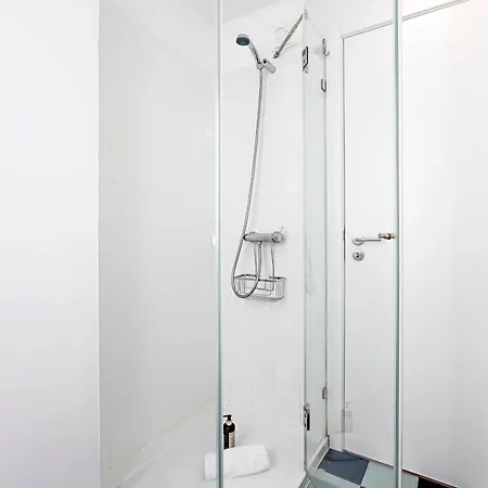 Loios 66 By Lovelystay Lägenhet