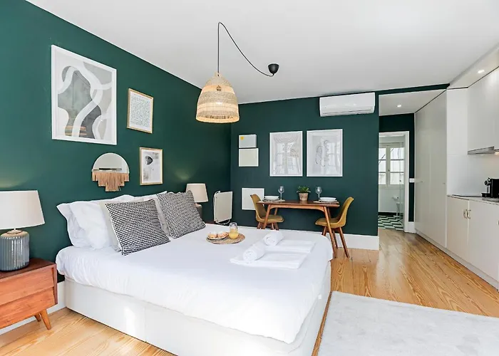 Loios 66 By Lovelystay